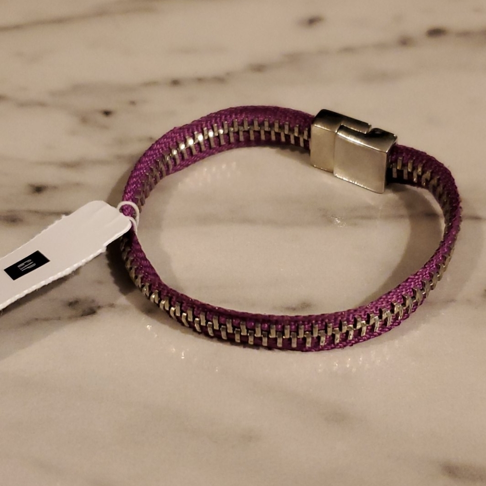 Gap Zipper Bracelet - Purple